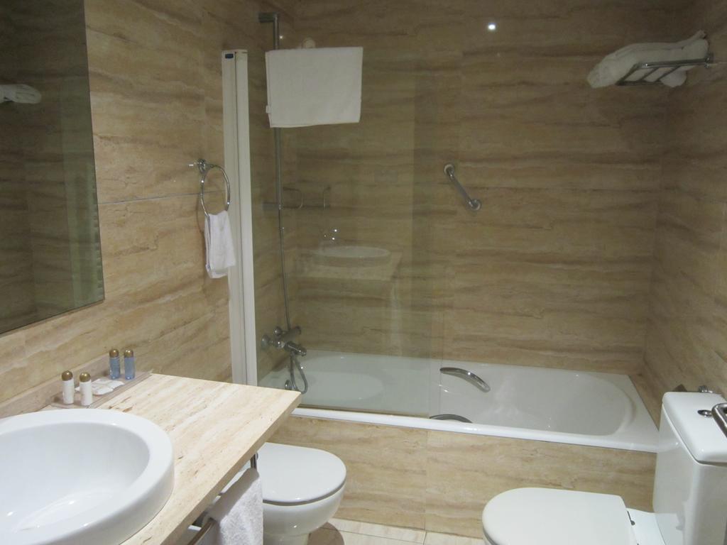Euba Hotel 3*